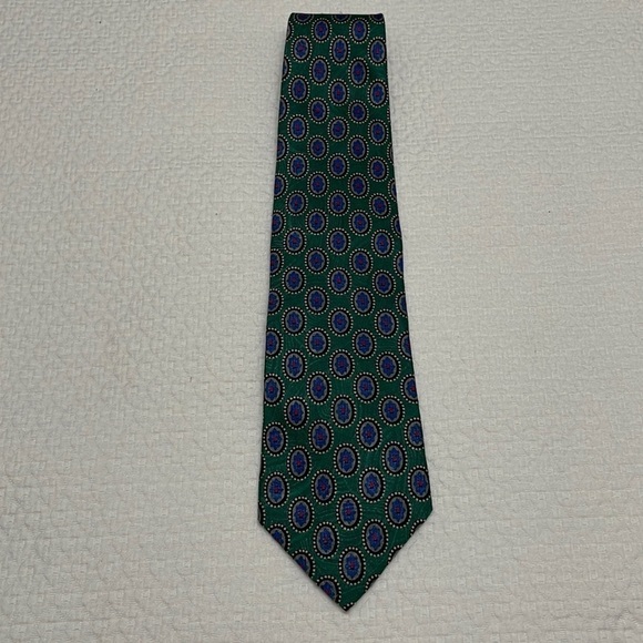 Burberry Green and Blue 100% Silk Tie—GREAT Looking!! Excellent Condition!! - Picture 1 of 11